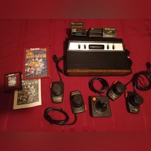 Vintage Atari 2600 Console #2 Controllers/ Joystick/Racing Controller #. Games